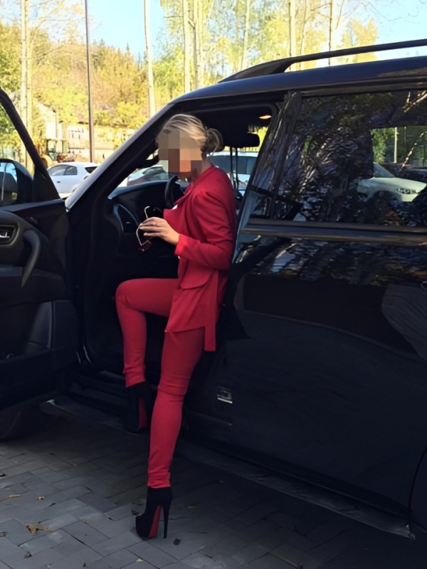 Виталина привлекательная девушка из Сарова цена от 3000 руб