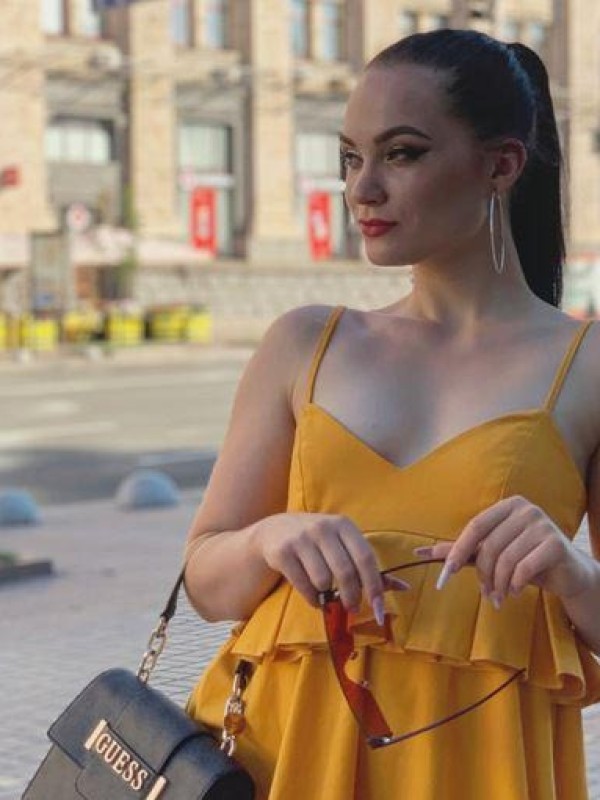 Ника привлекательная девушка из Сарова цена от 3500 руб