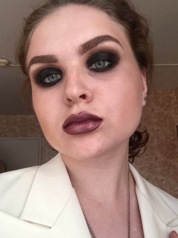 Елена привлекательная девушка из Сарова цена от 3000 руб