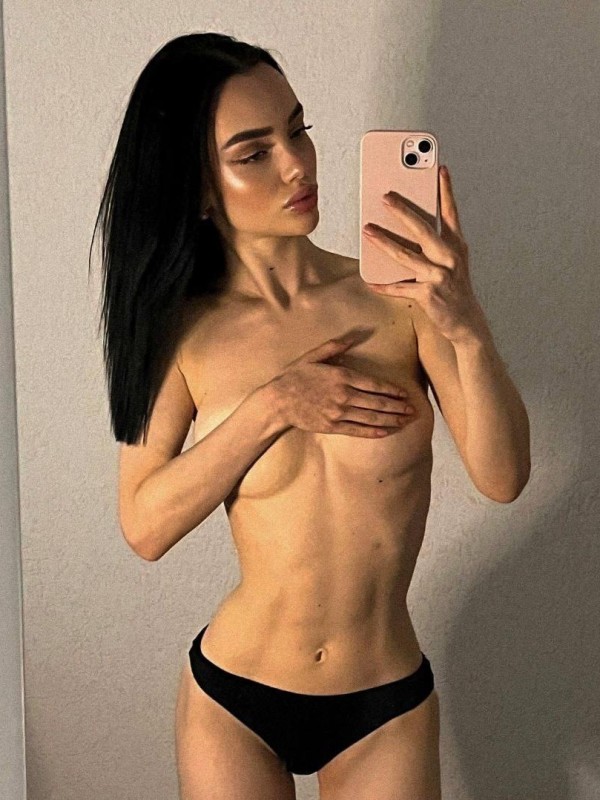 Милана привлекательная девушка из Сарова цена от 3000 руб